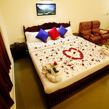 Del-679 Otel Munnar Dış mekan fotoğraf