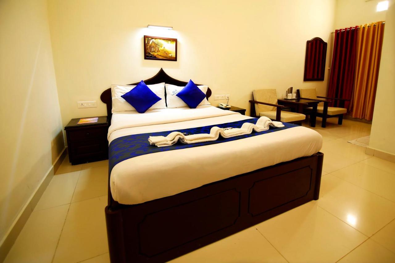 Del-679 Otel Munnar Dış mekan fotoğraf