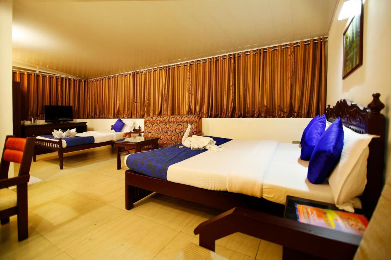 Del-679 Otel Munnar Dış mekan fotoğraf