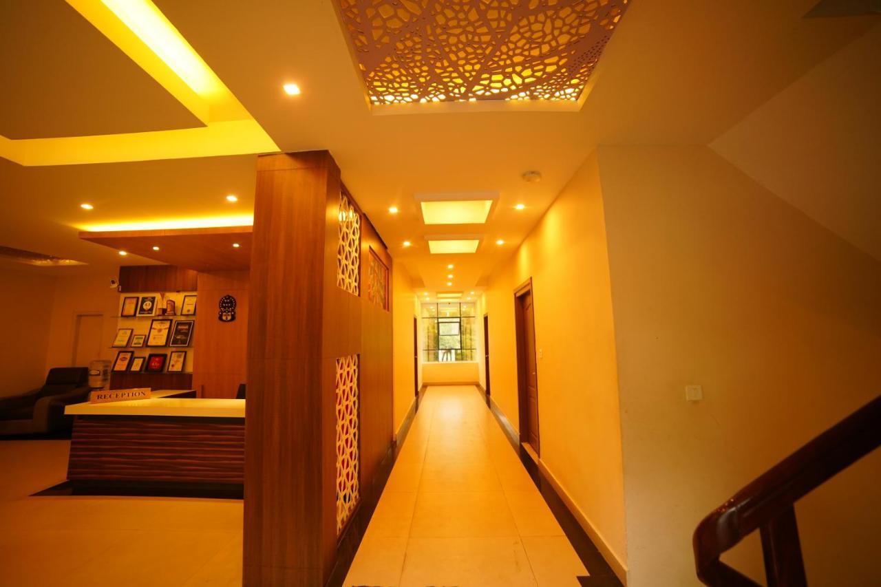 Del-679 Otel Munnar Dış mekan fotoğraf