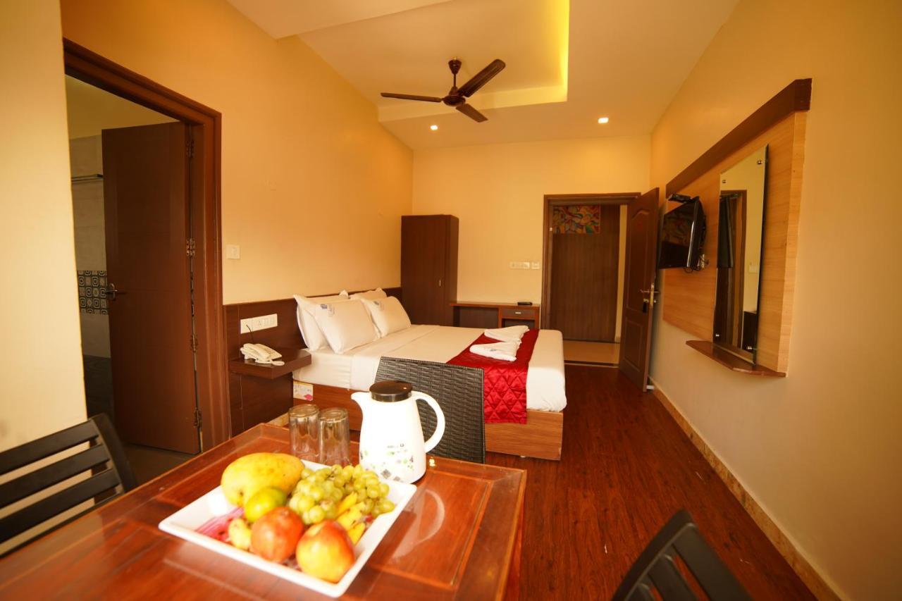 Del-679 Otel Munnar Dış mekan fotoğraf