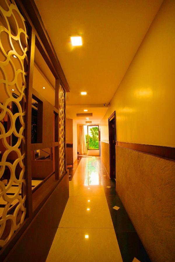 Del-679 Otel Munnar Dış mekan fotoğraf