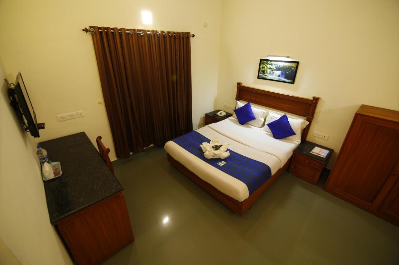 Del-679 Otel Munnar Dış mekan fotoğraf