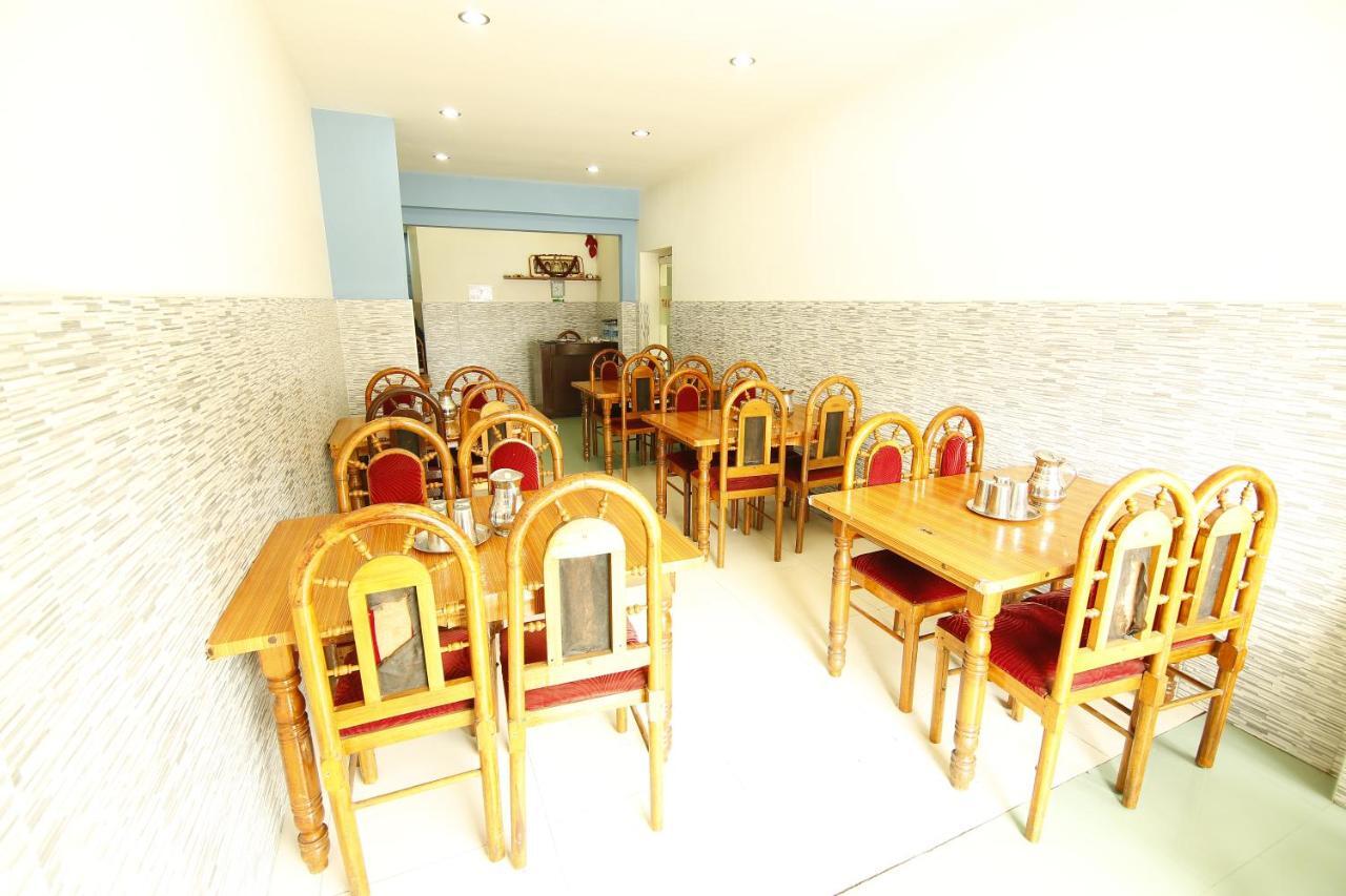 Del-679 Otel Munnar Dış mekan fotoğraf