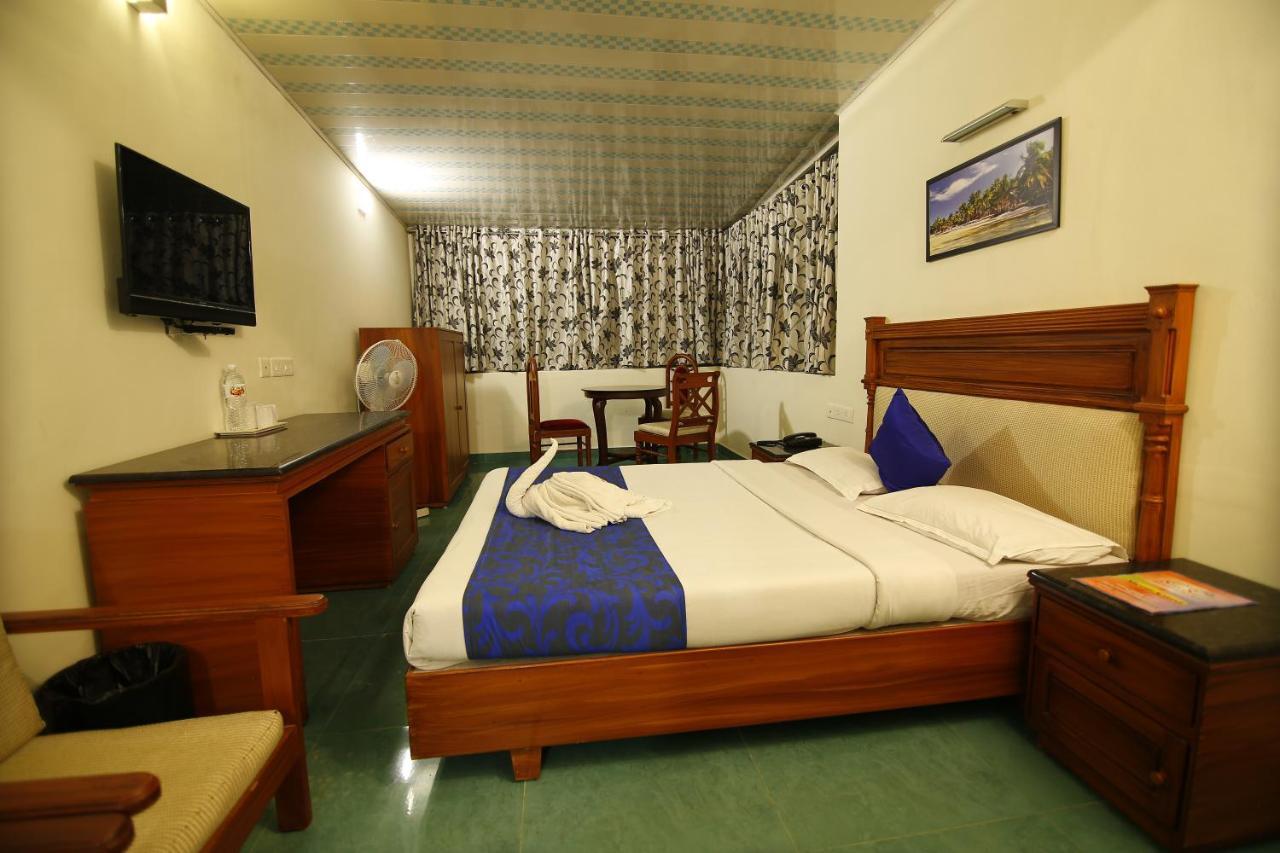 Del-679 Otel Munnar Dış mekan fotoğraf